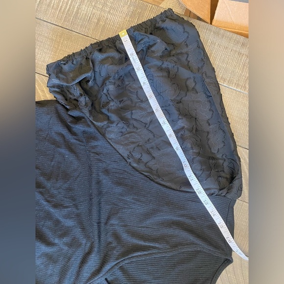 Torrid super soft rib v-neck novelty sleeve surplice black crop top - Picture 9 of 9